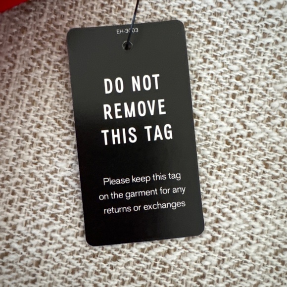 Express Red Top - Picture 4 of 4